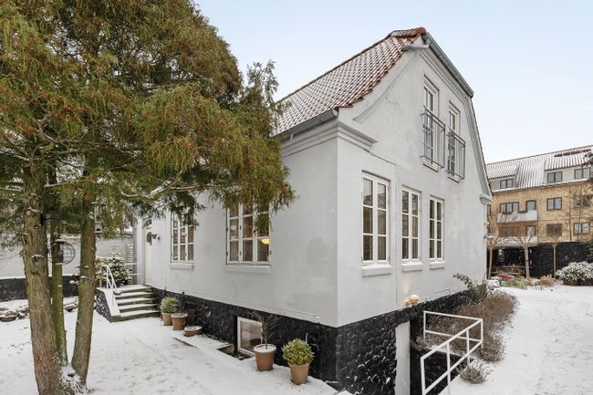 Indre Vordingborgvej 1, 4700 Næstved