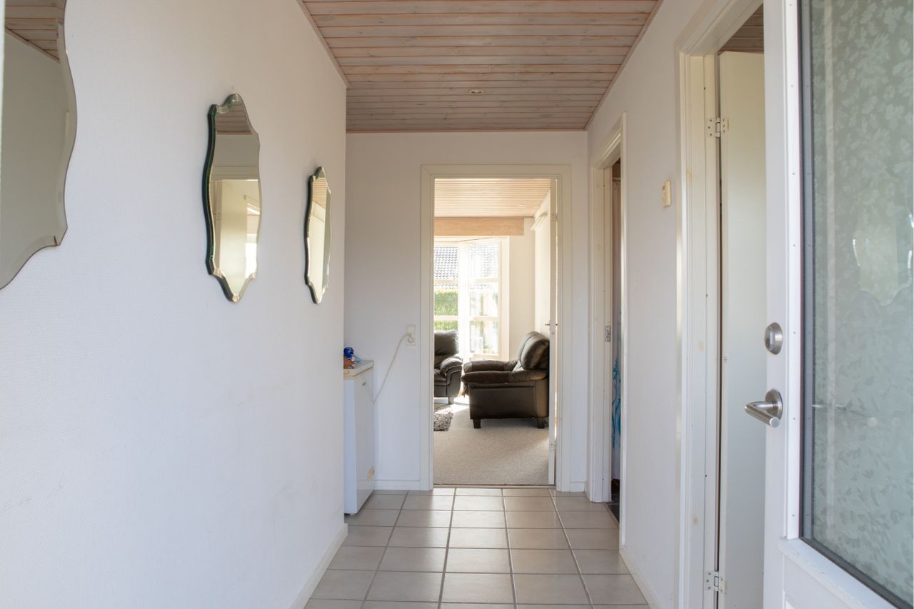 image 02